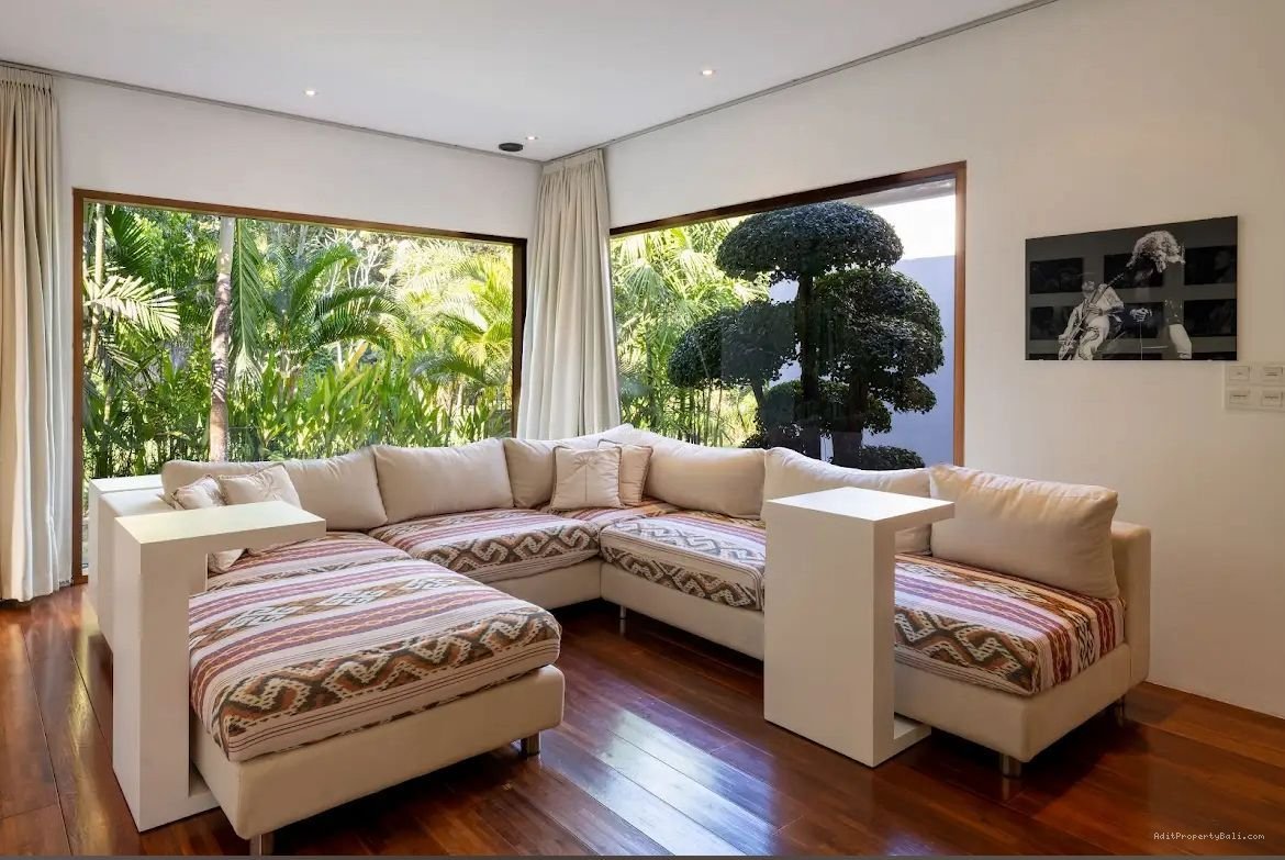 Villa Riverside Kaba Kaba Kediri Tabanan