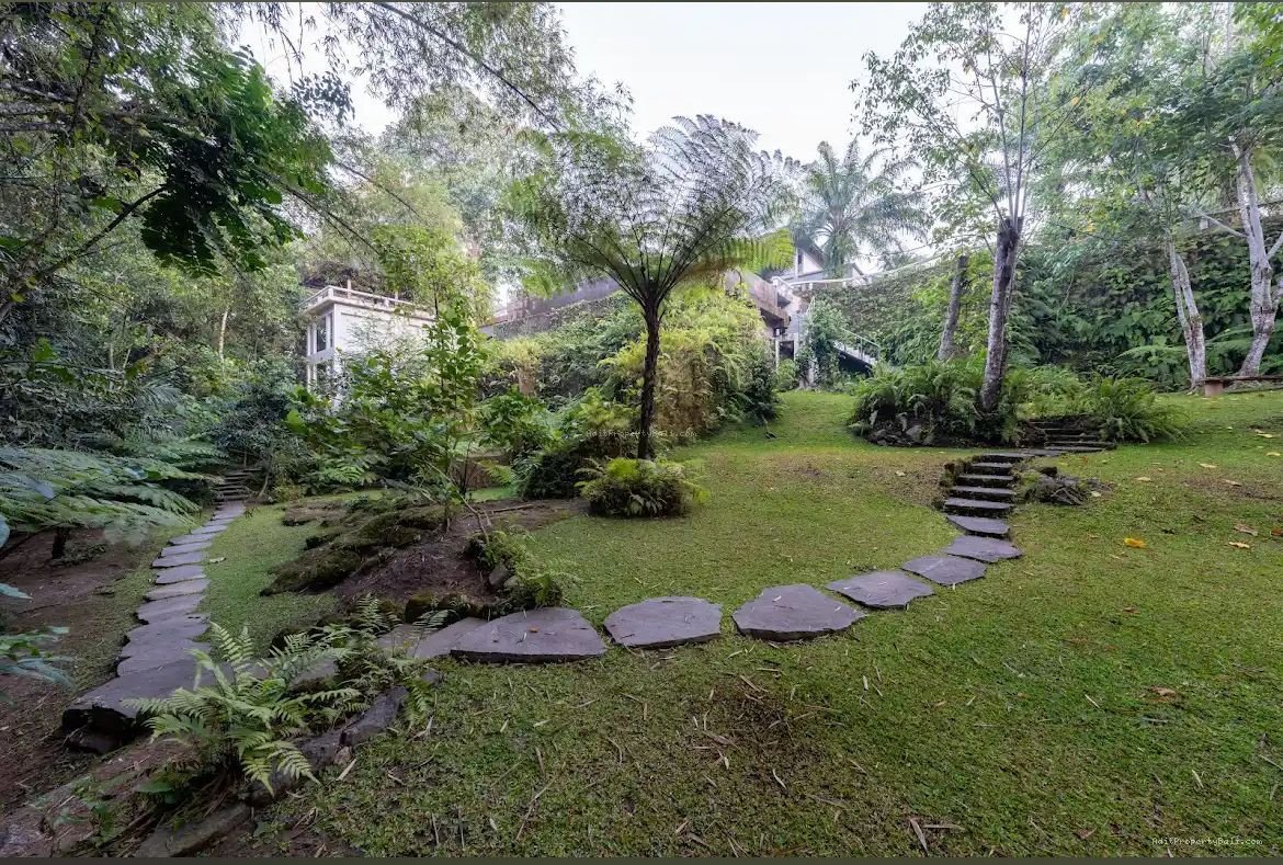 Villa Riverside Kaba Kaba Kediri Tabanan