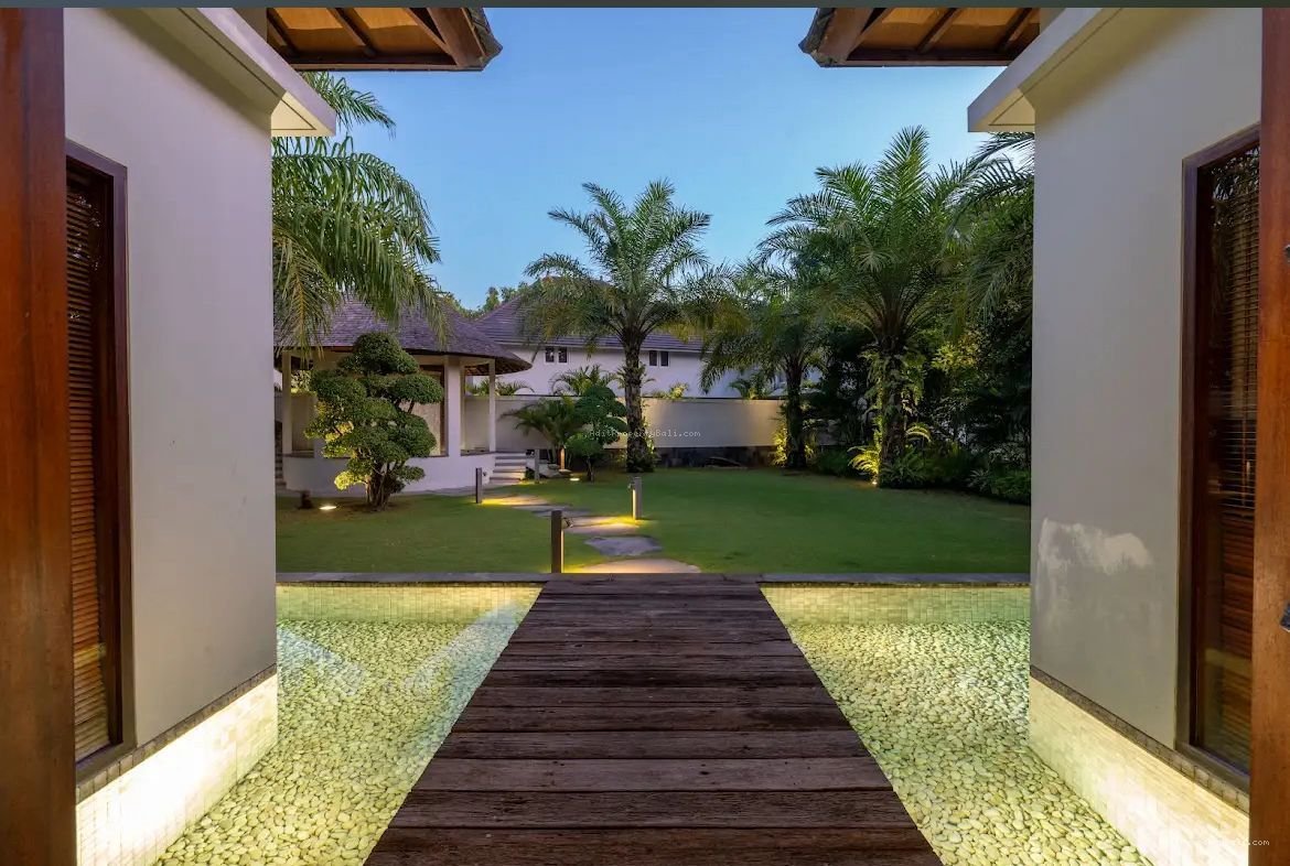 Villa Riverside Kaba Kaba Kediri Tabanan