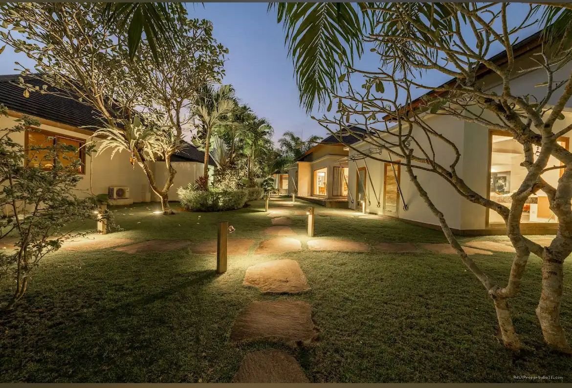 Villa Riverside Kaba Kaba Kediri Tabanan