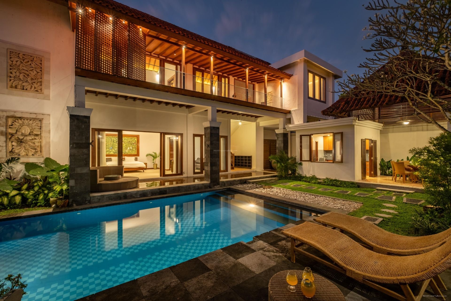 Villa Bumbak umalas kerobokan