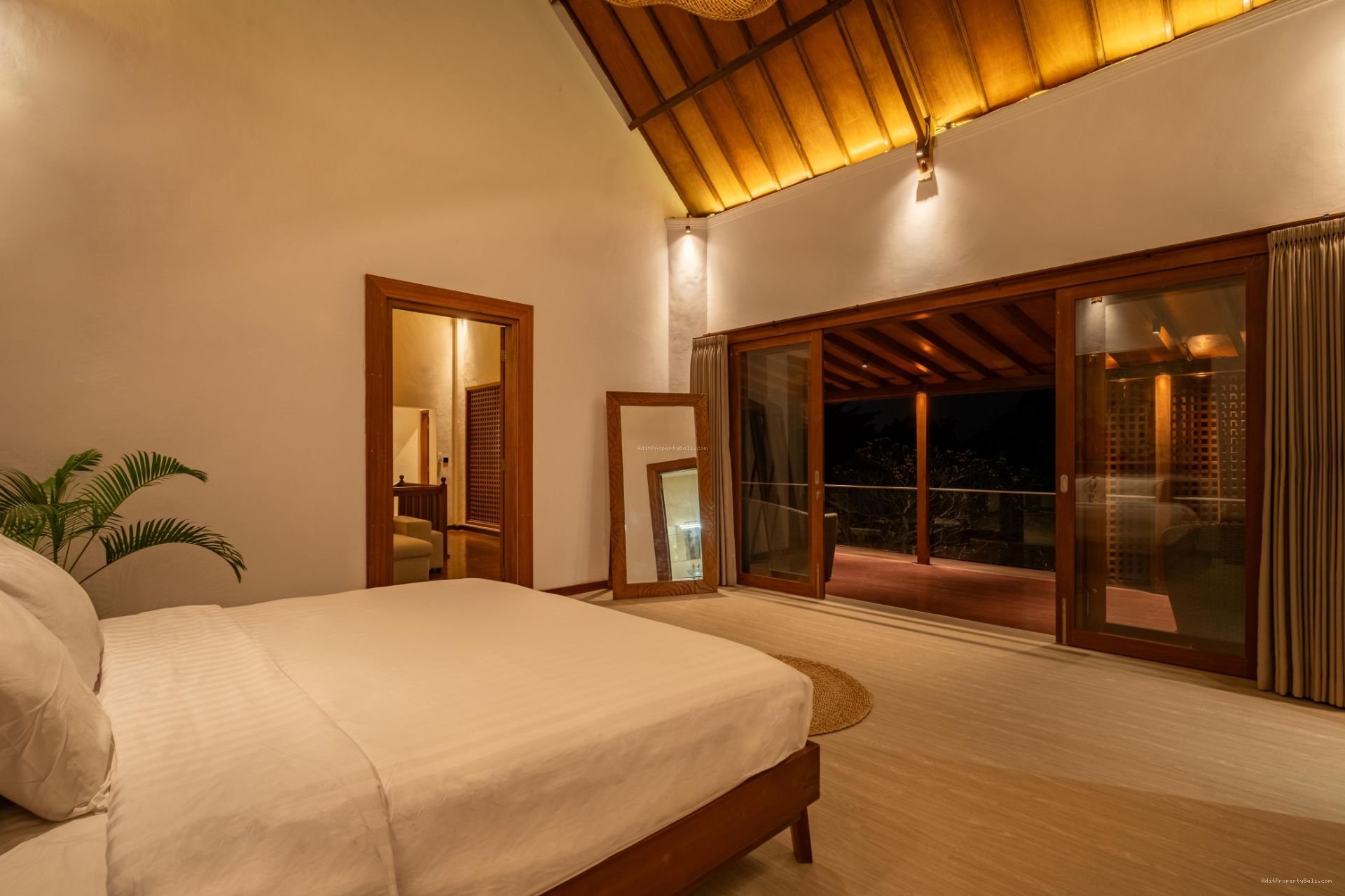 Villa Bumbak umalas kerobokan