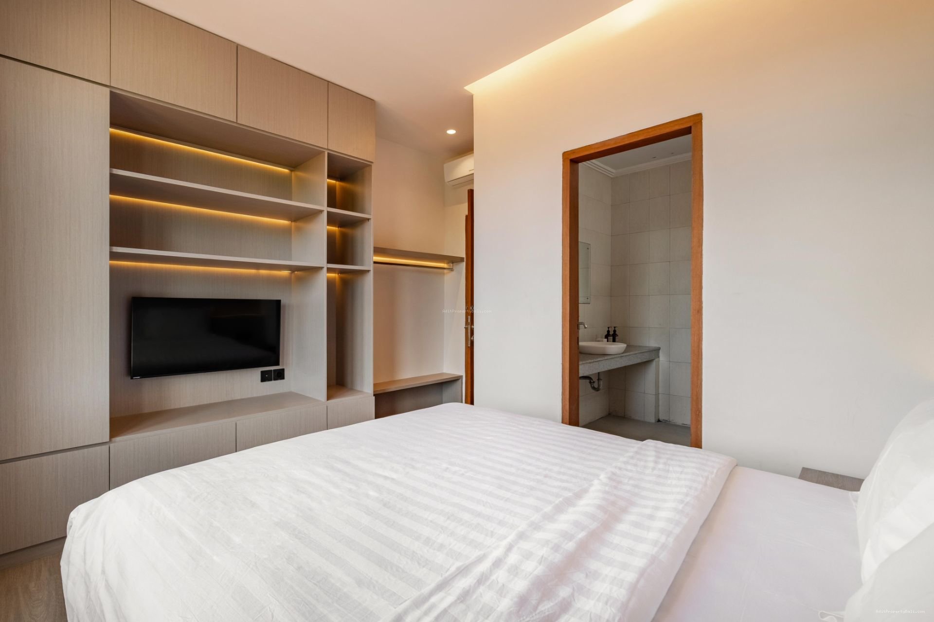 Villa Bumbak umalas kerobokan