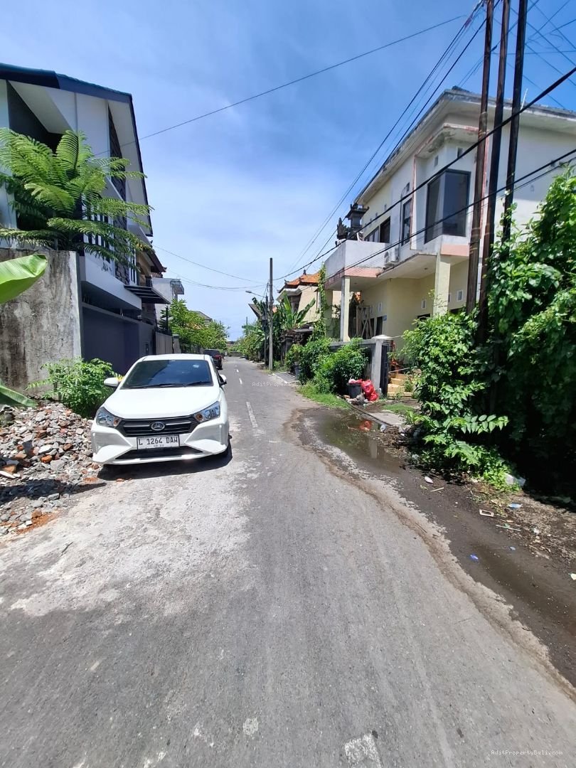 Tanah One Gate System Tukad Badung Renon Denpasar