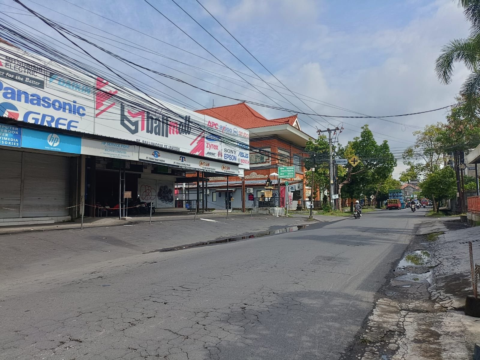 Tanah Utama Tukad Batanghari Renon Denpasar