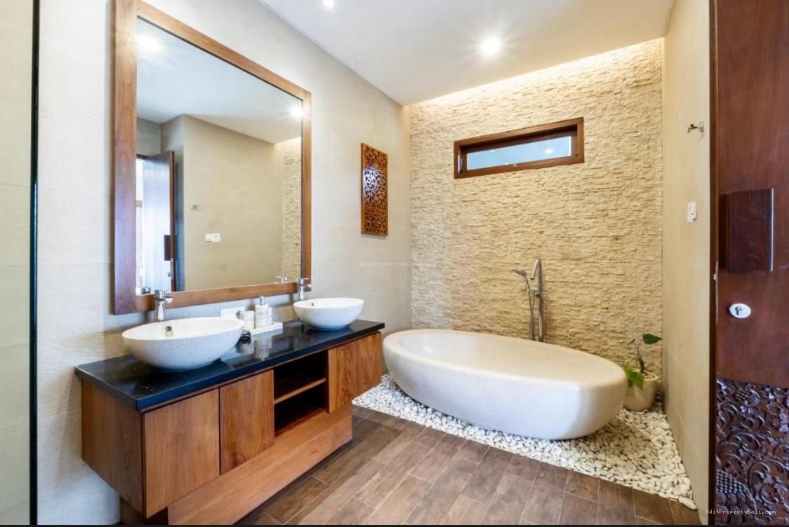 Villa pantai batubolong canggu