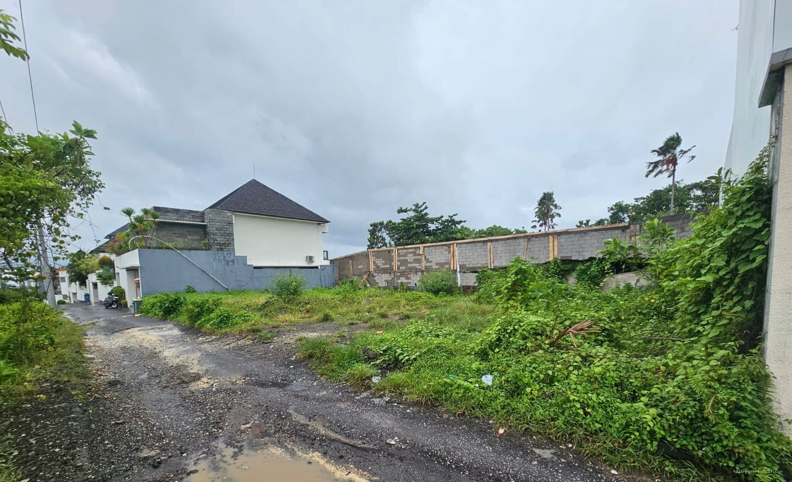Tanah Pantai Batubolong Canggu Badung Bali