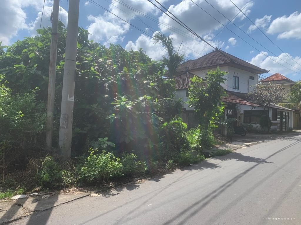Tanah Premium Cendrawasih Petitenget Seminyak Badung