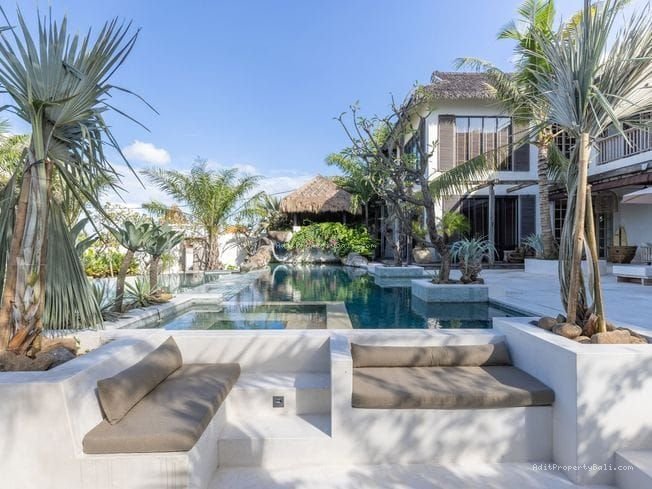 Villa Luxury Pantai Seseh Munggu Mengwi Badung