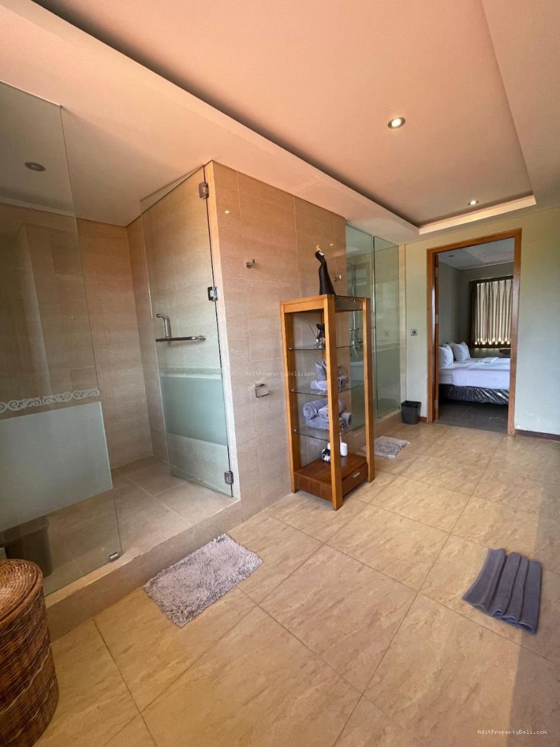 Villa Griya Mas Tumbak Bayuh Canggu Badung