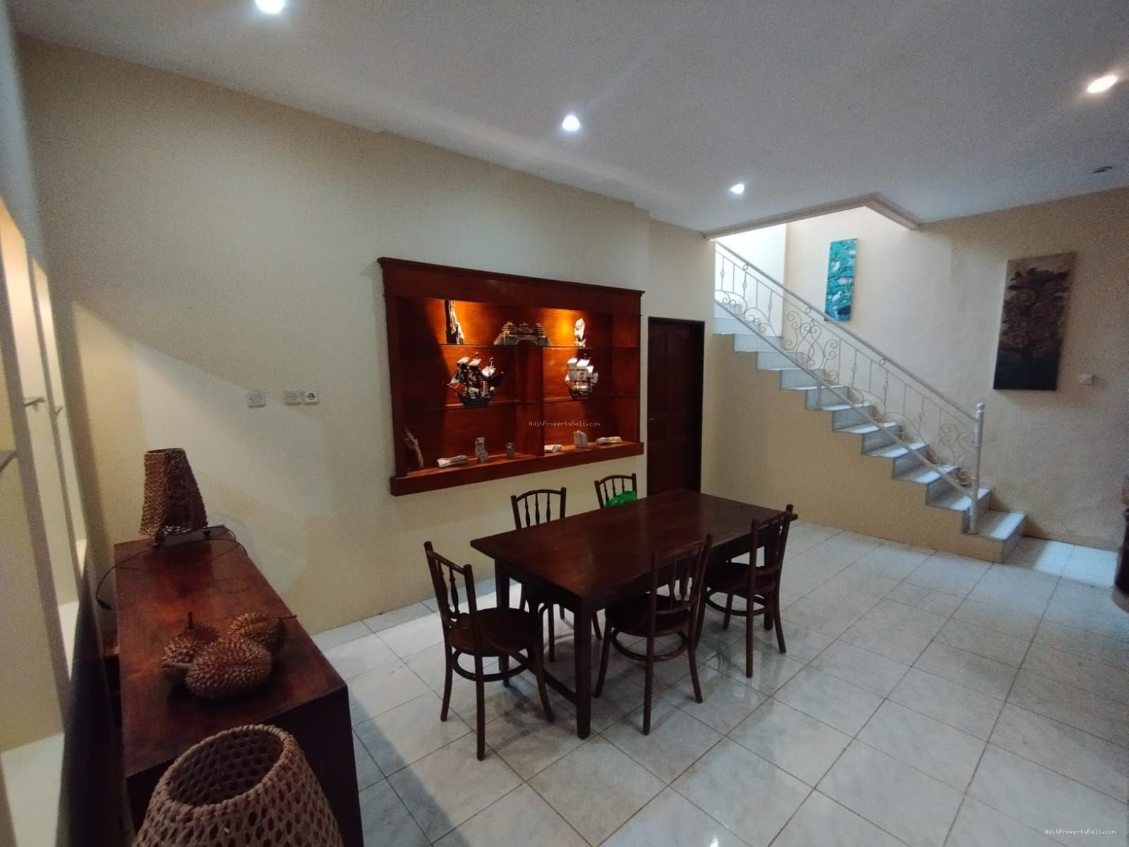 Villa Semer Kerobokan Kuta Utara Badung