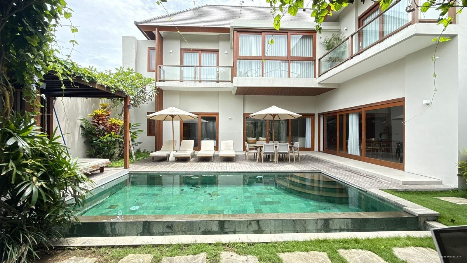 Villa Premium Umalas Bumbak Kerobokan Badung