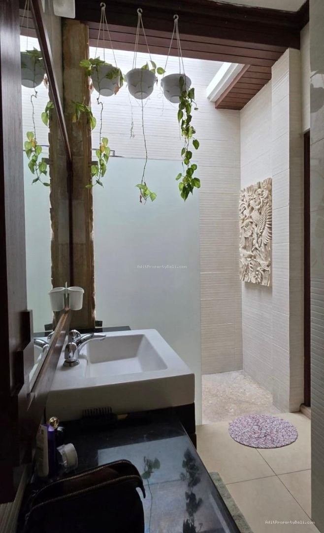 Villa Modern Taman Sari Kerobokan Badung