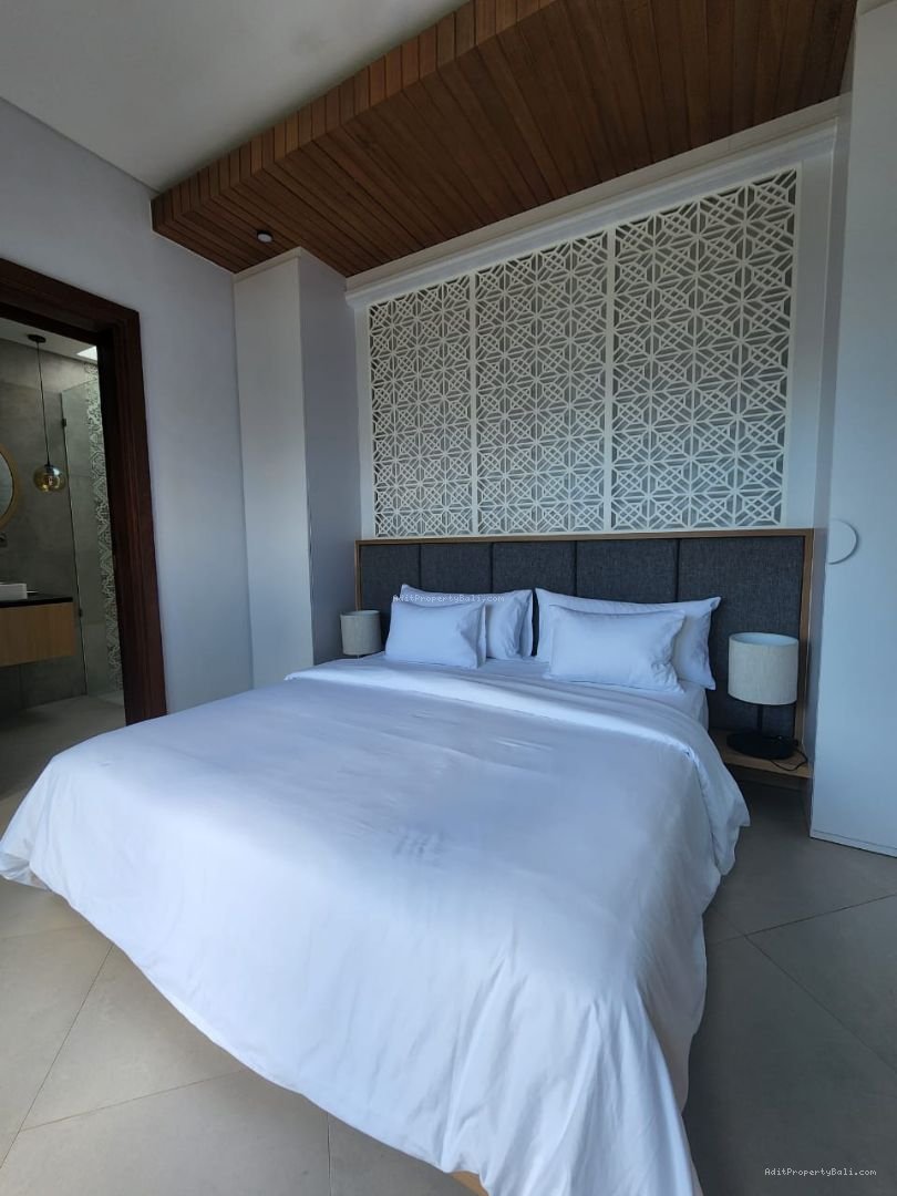 Villa kayu tulang utara canggu