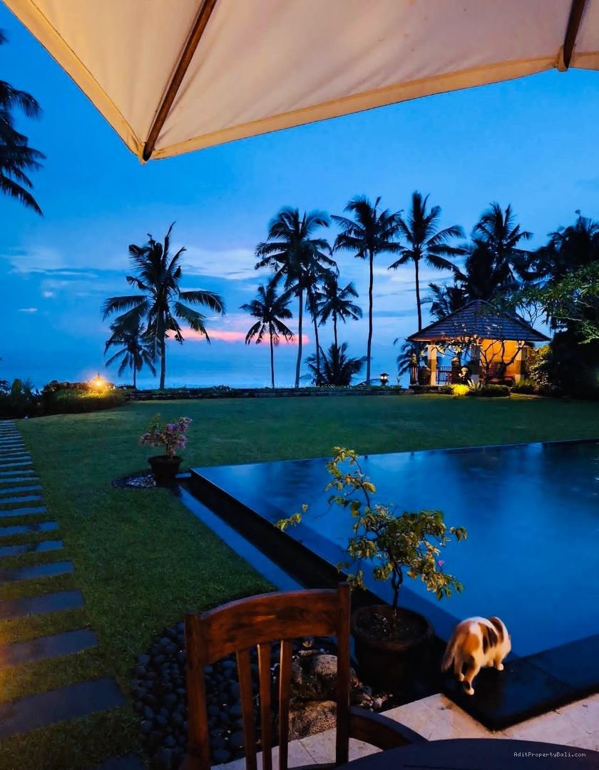 Villa beach front pantai bonian tabanan