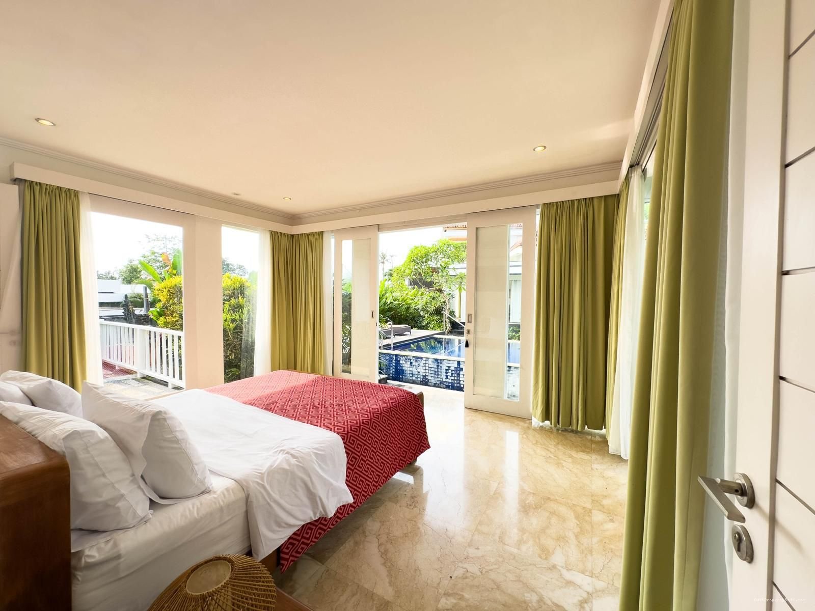 Villa Murah kayu tulang utara canggu