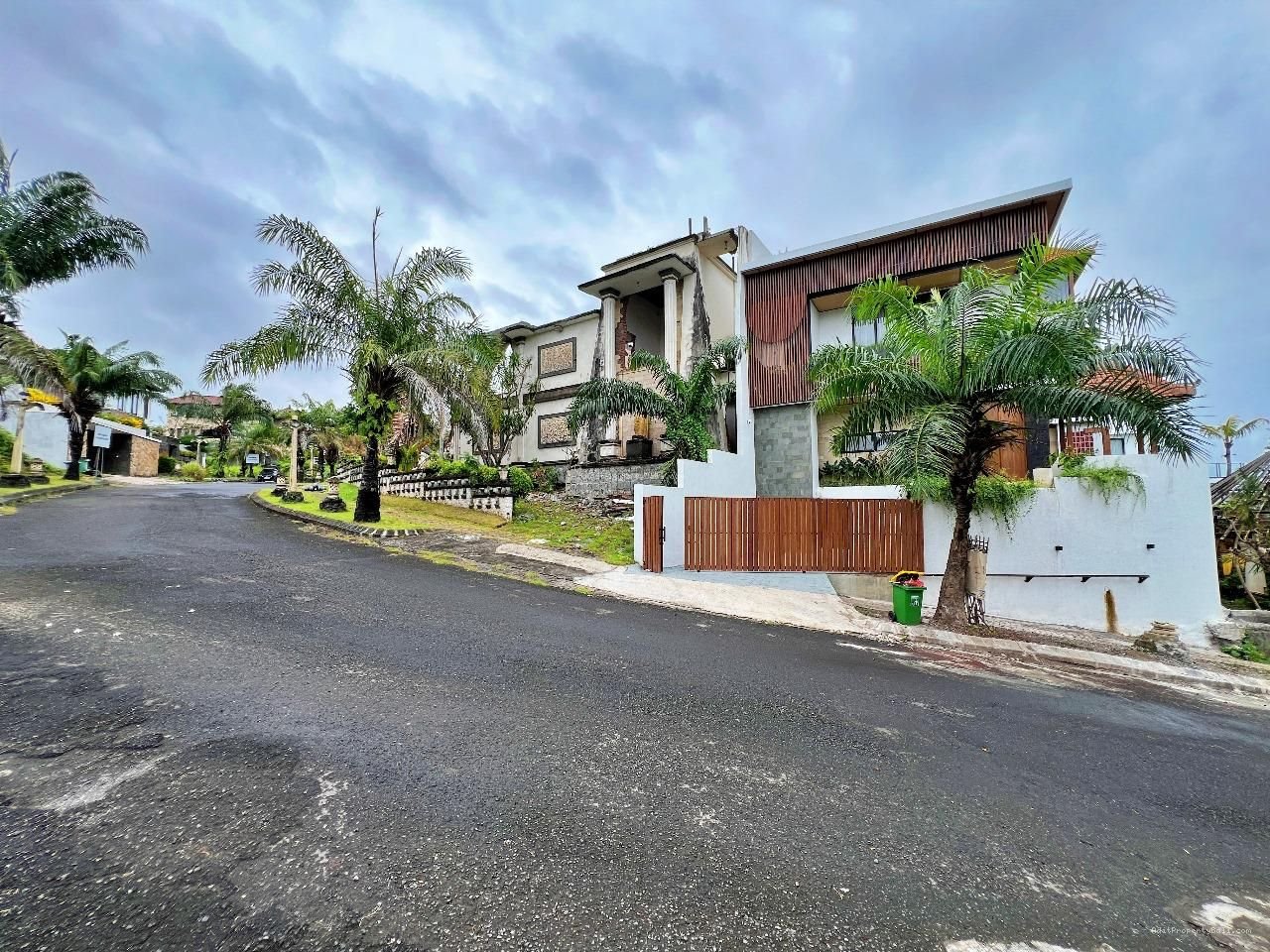 Tanah benoa vista by pass ngurah rai