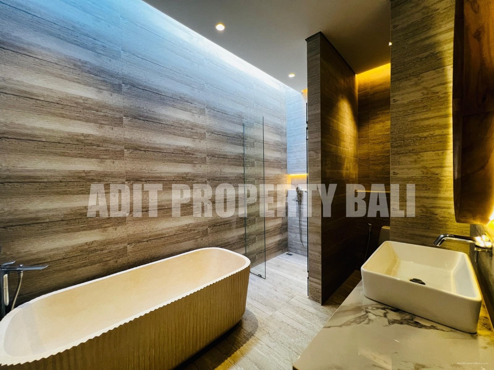 Villa Sunset Road Kuta Badung Bali