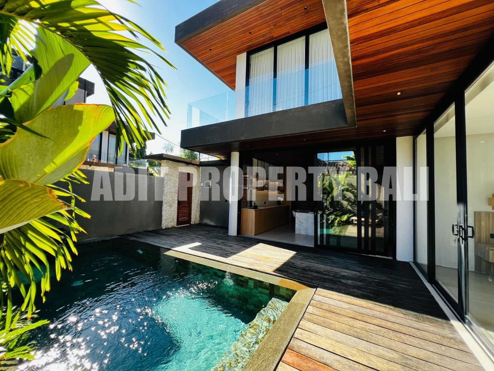 Villa Sunset Road Kuta Bali