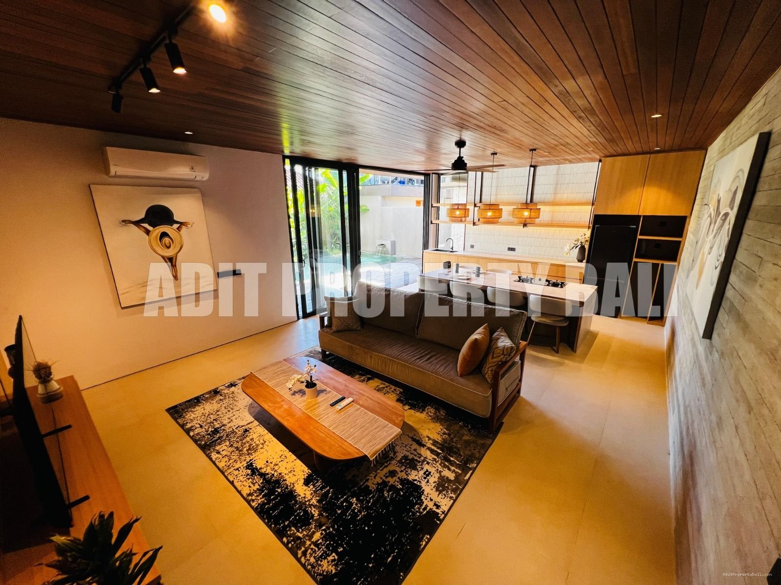 Villa Sunset Road Kuta Bali