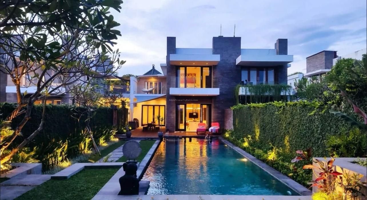 Villa tepi pantai keramas gianyar