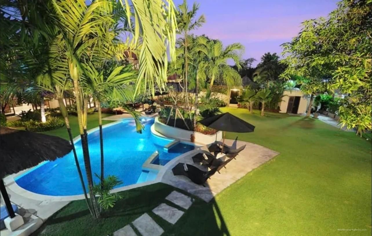 Villa petitenge seminyak bali