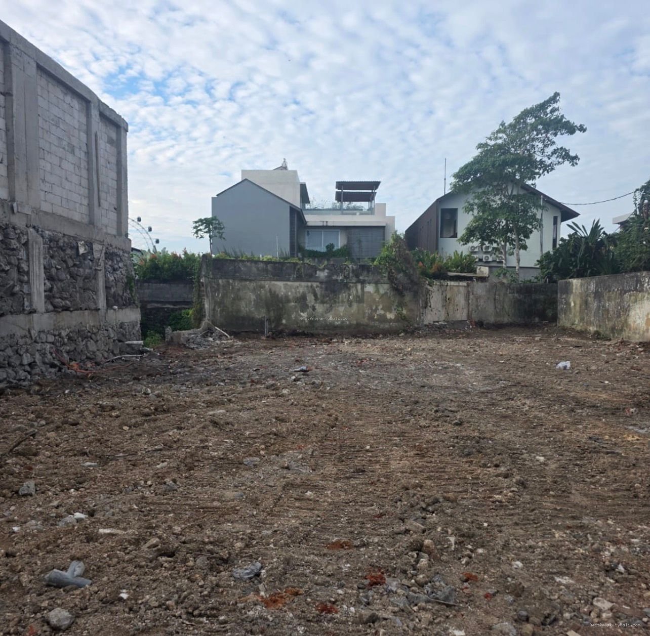 Tanah subak sari berawa canggu