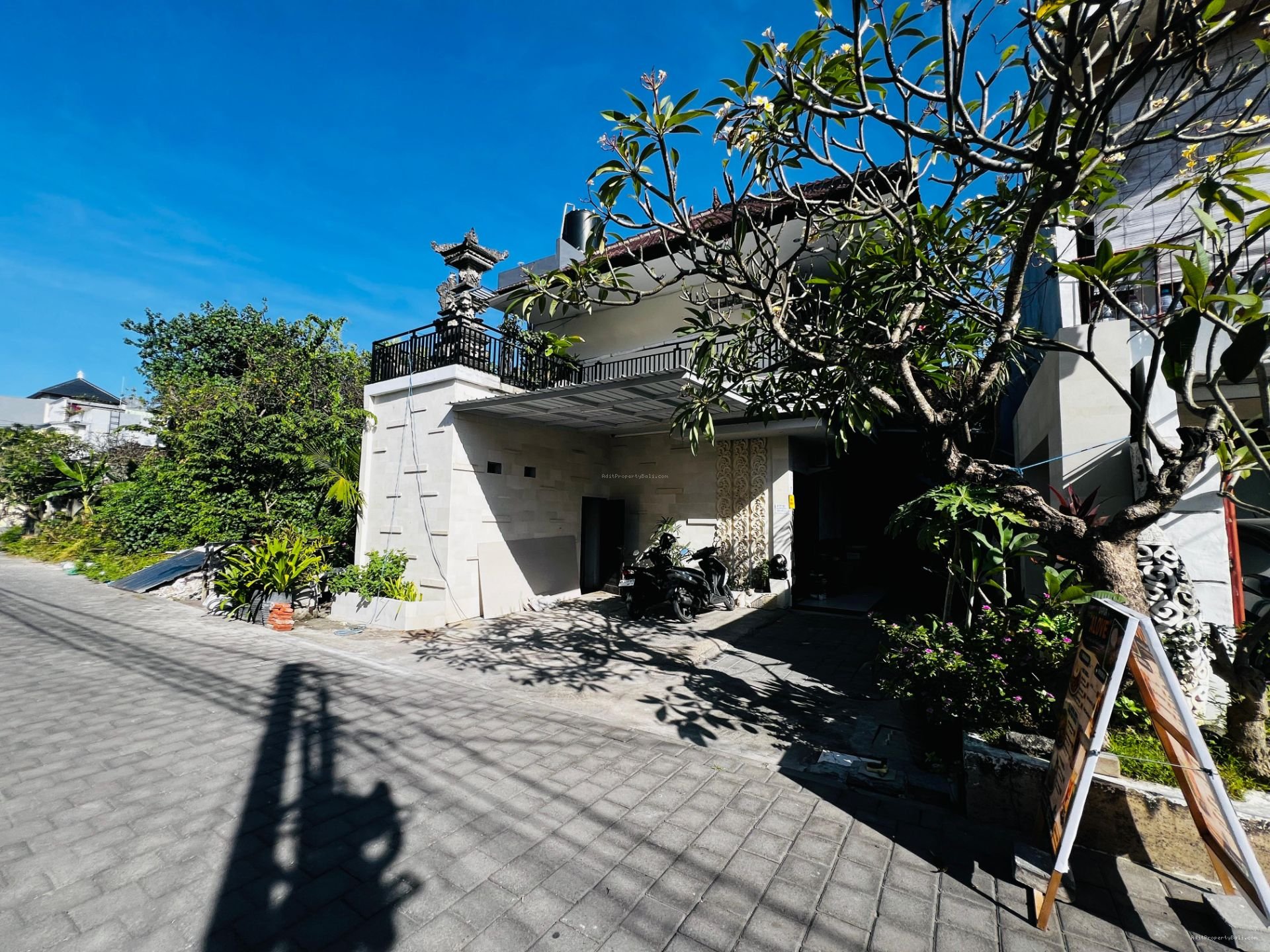 Kos Gelogor Carik Denpasar Selatan