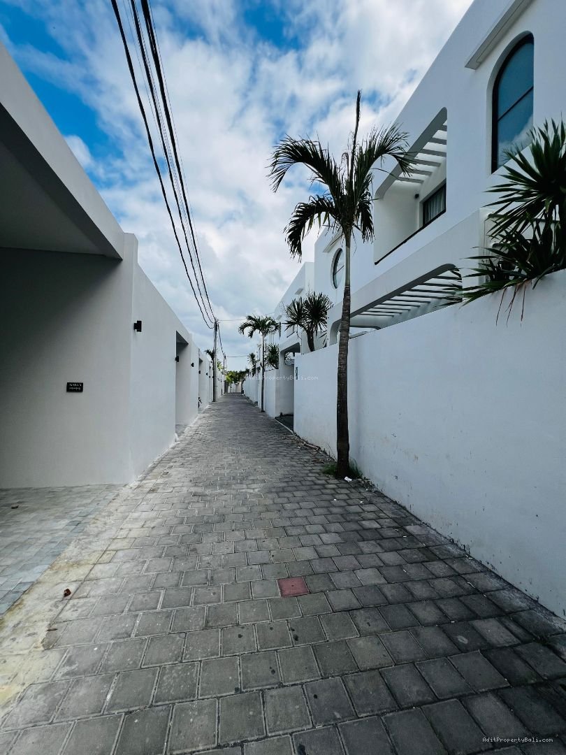 Villa Tegal Cupek Kerobokan Badung Bali