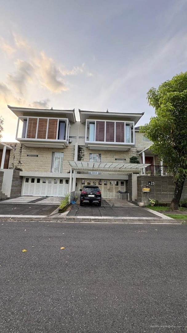 Rumah Mewah Citra Land Denpasar Utara