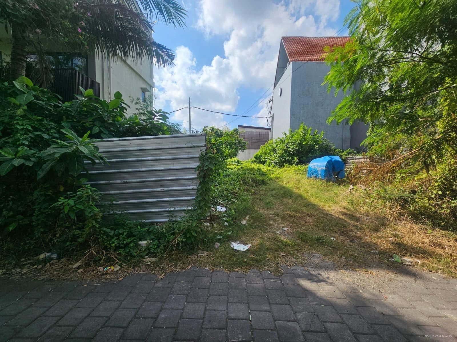 Tanah cendrawasih petitenget seminyak bali