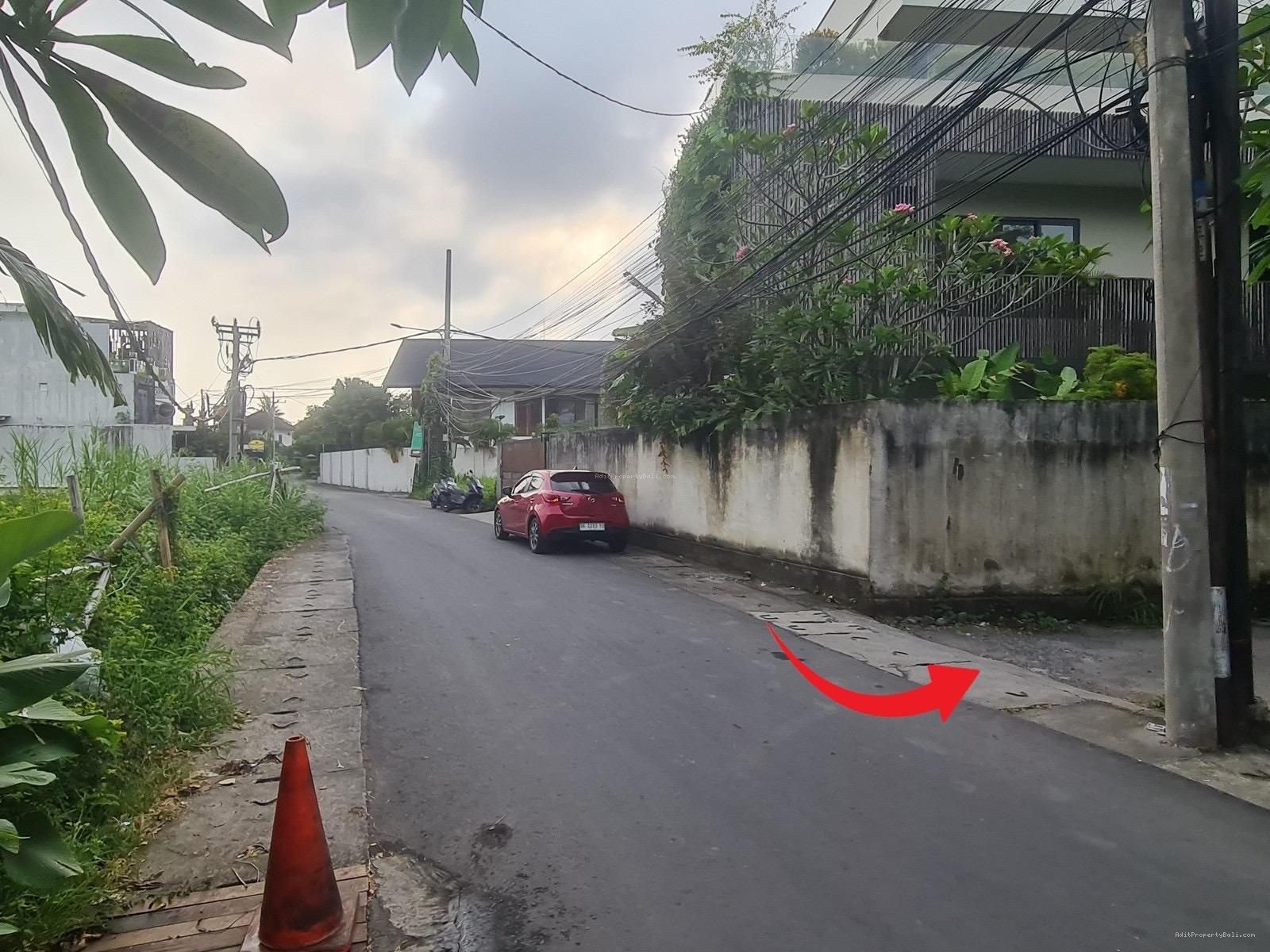 Tanah cendrawasih petitenget seminyak bali