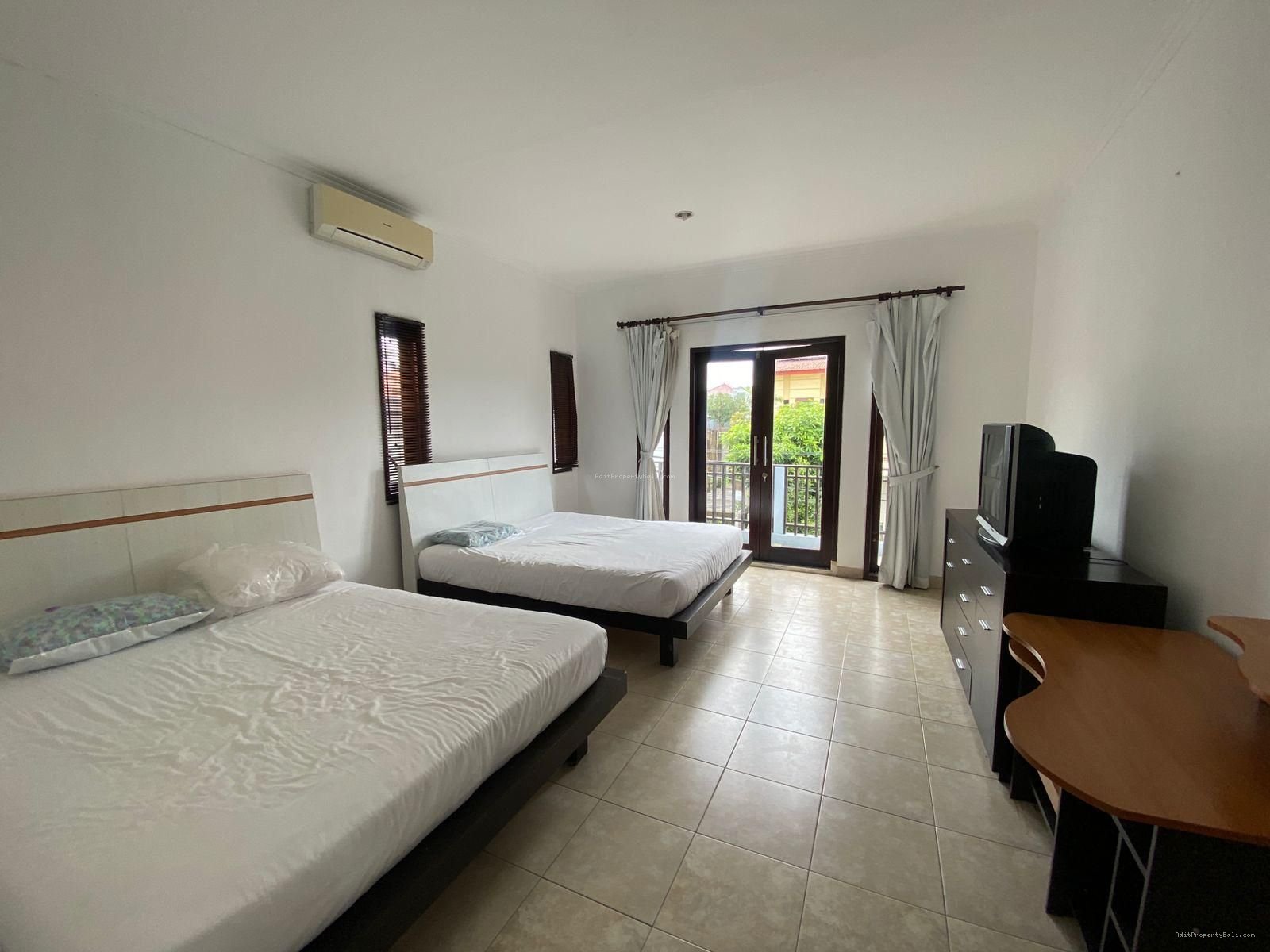 Rumah 2 Lantai Beranda Mumbul Nusa Dua Bali