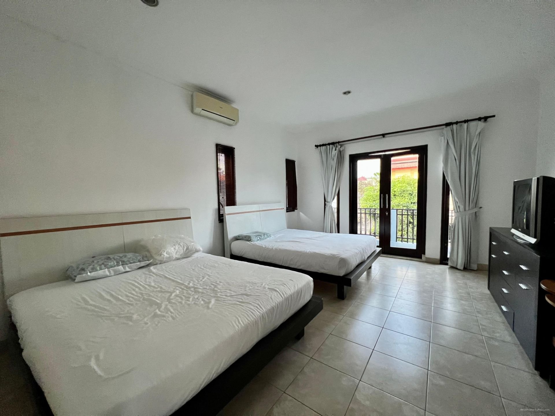 Rumah 2 Lantai Beranda Mumbul Nusa Dua Bali