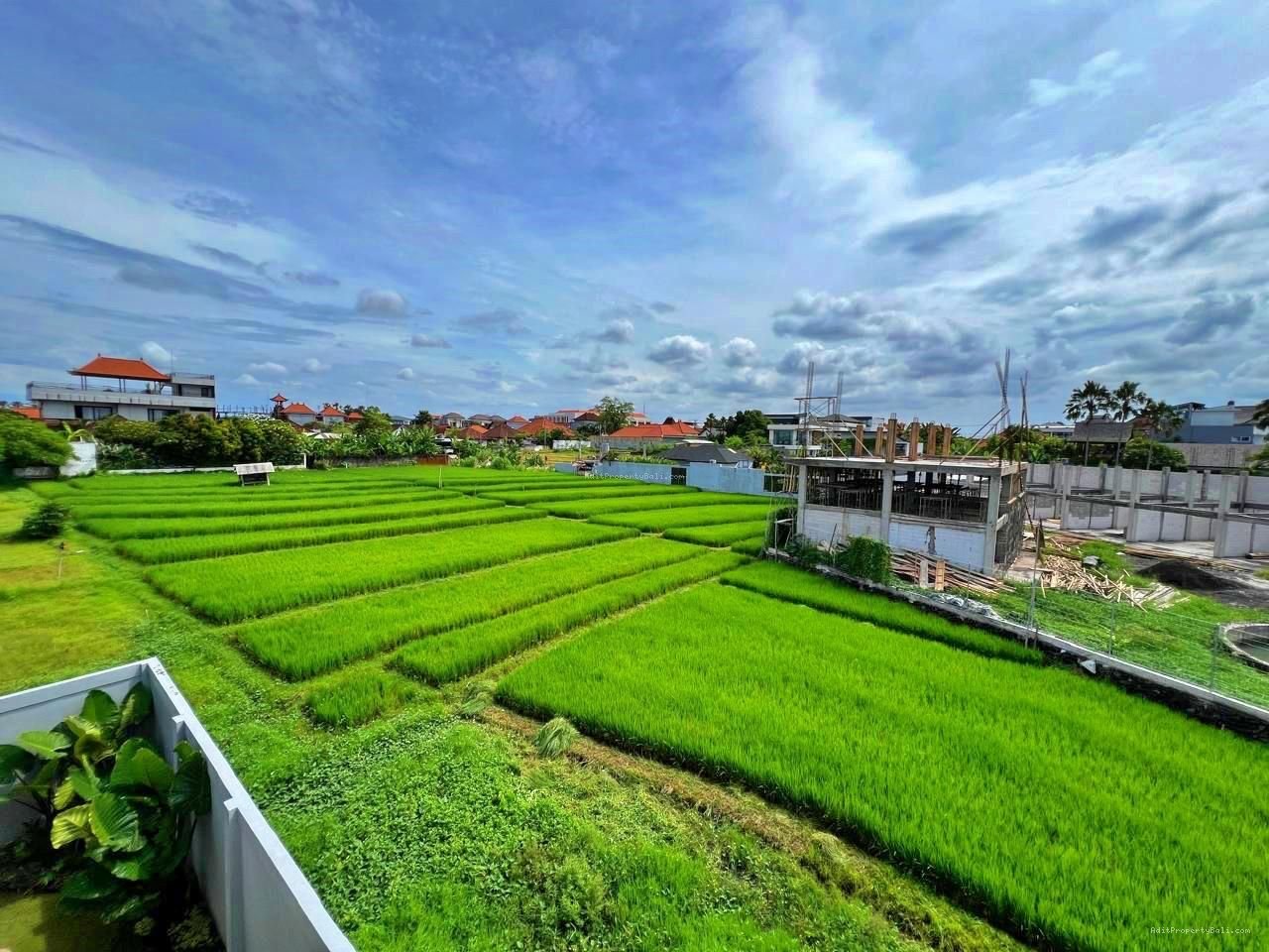 Villa View Sawah Bumbak Kerobokan Badung Bali
