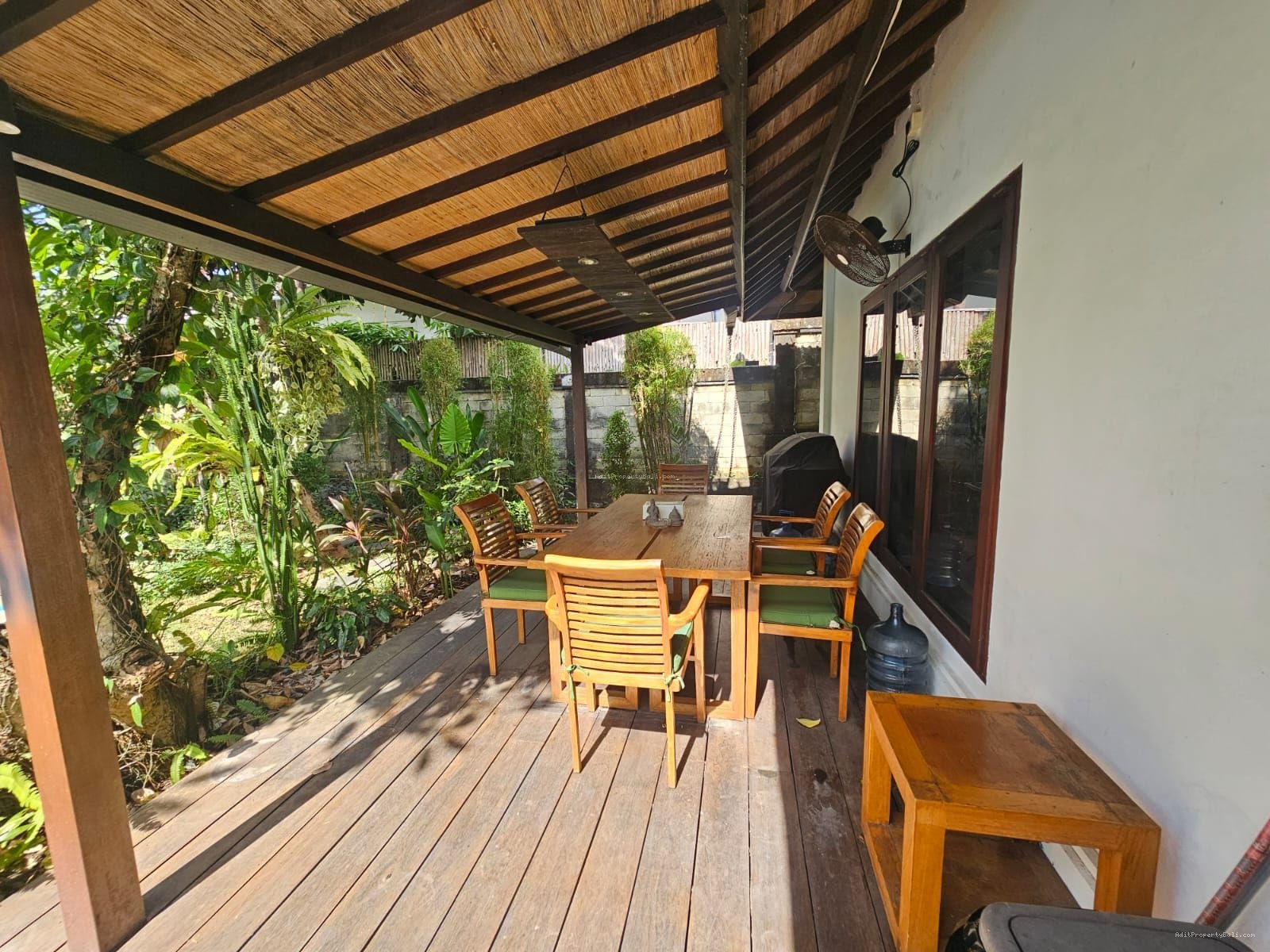 Villa lantai 1 umalas kerobokan bali