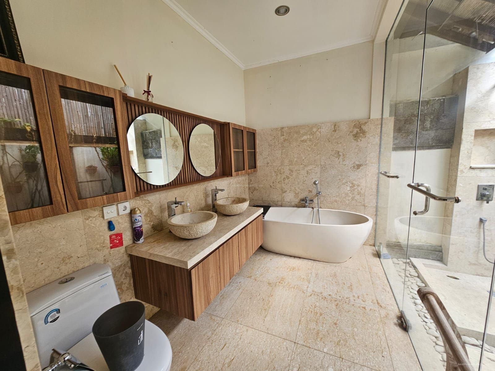 Villa lantai 1 umalas kerobokan bali