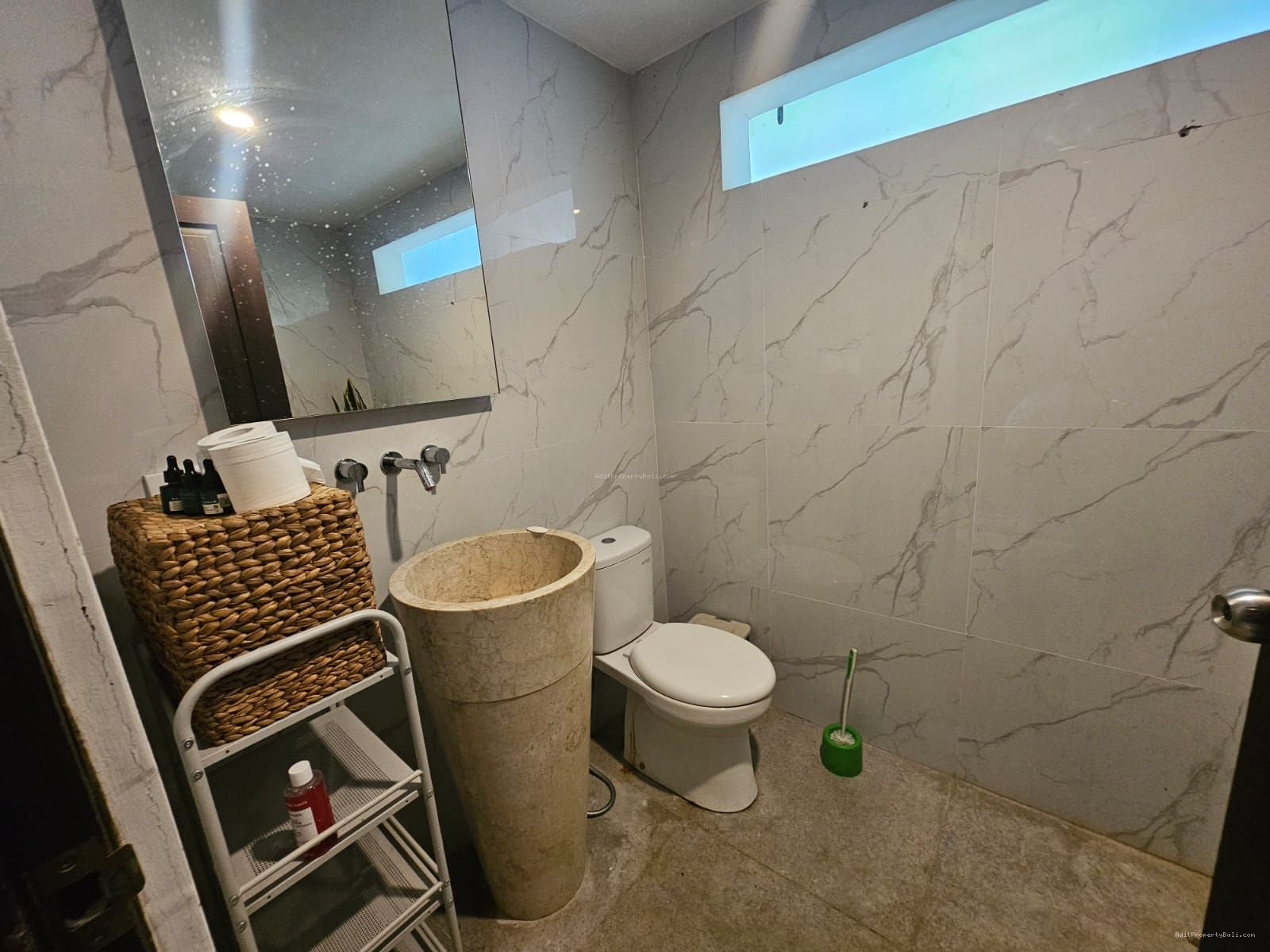 Villa lantai 1 umalas kerobokan bali