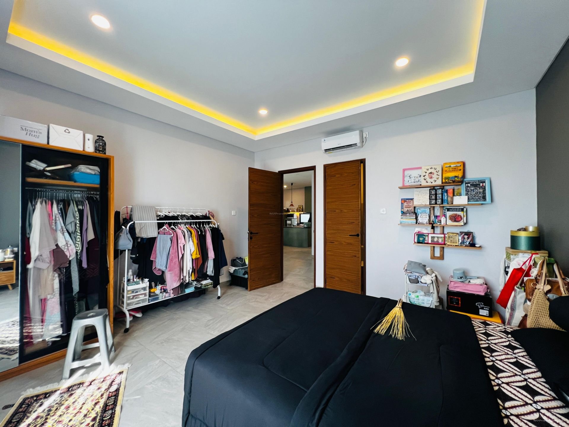 Rumah Suradipa Peguyangan Kaja Denpasar Bali