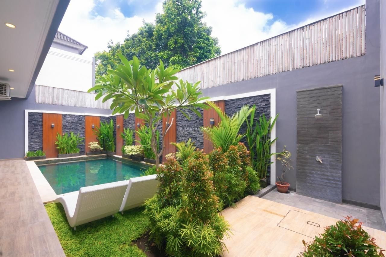 Villa Raya Canggu Kerobokan Badung Bali