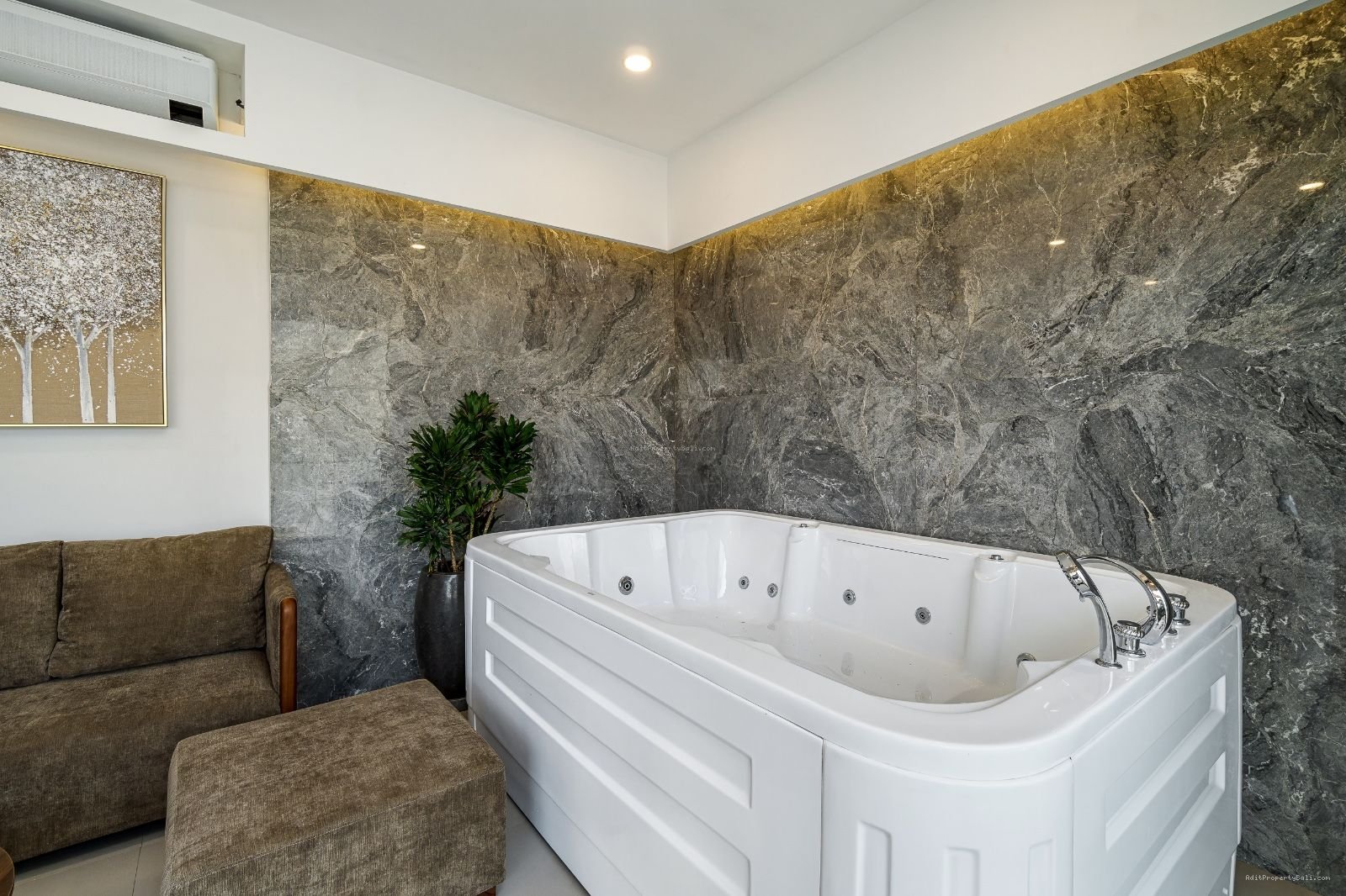 Villa cental seminyak badung bali
