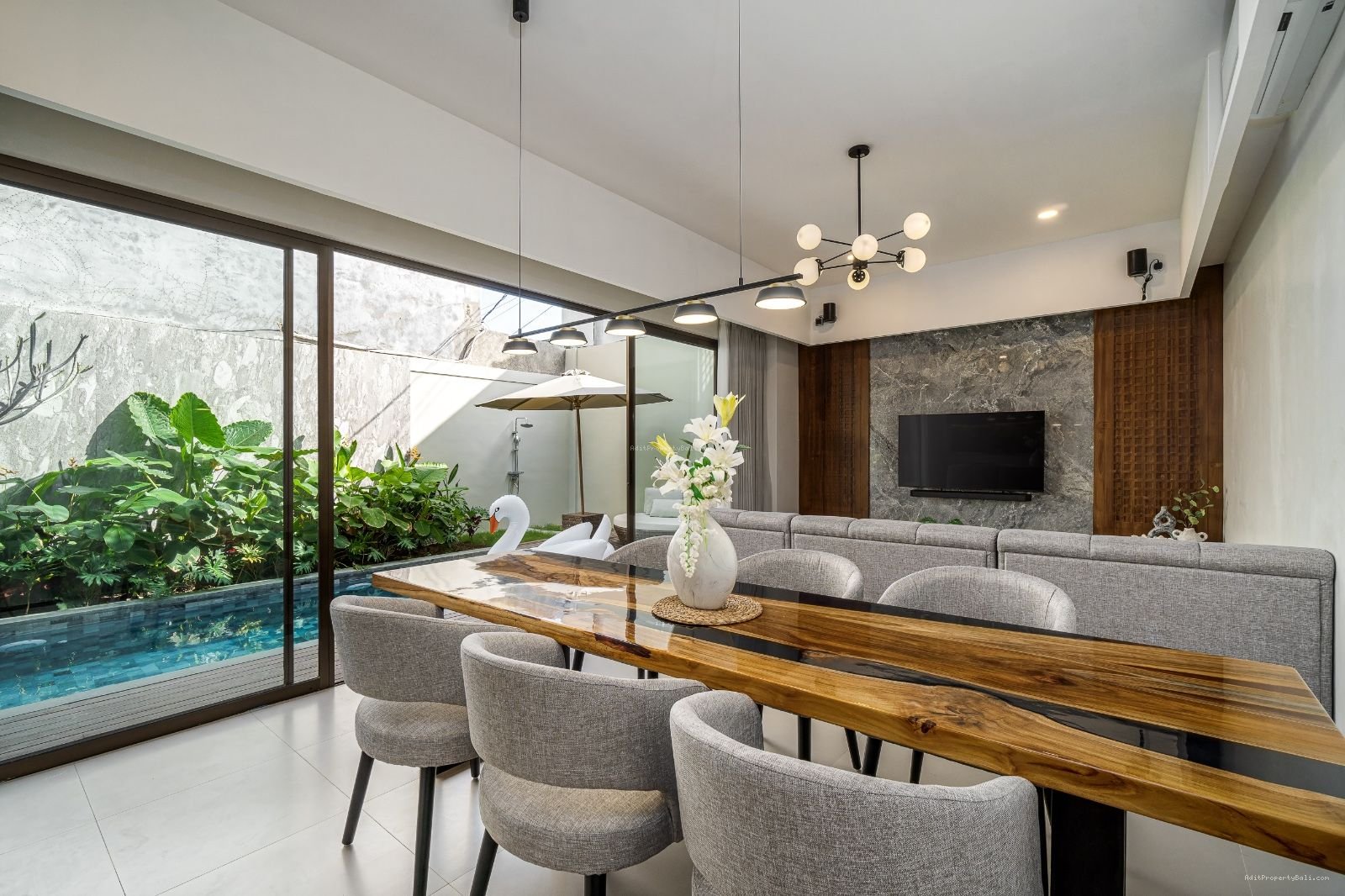 Villa cental seminyak badung bali