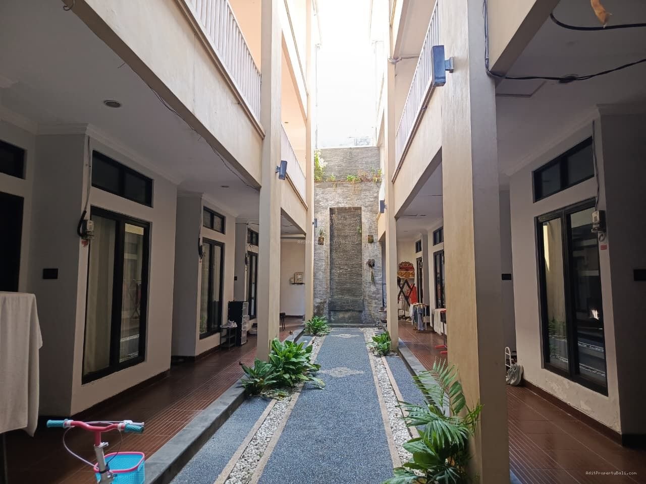 Kost pemuda renon bali