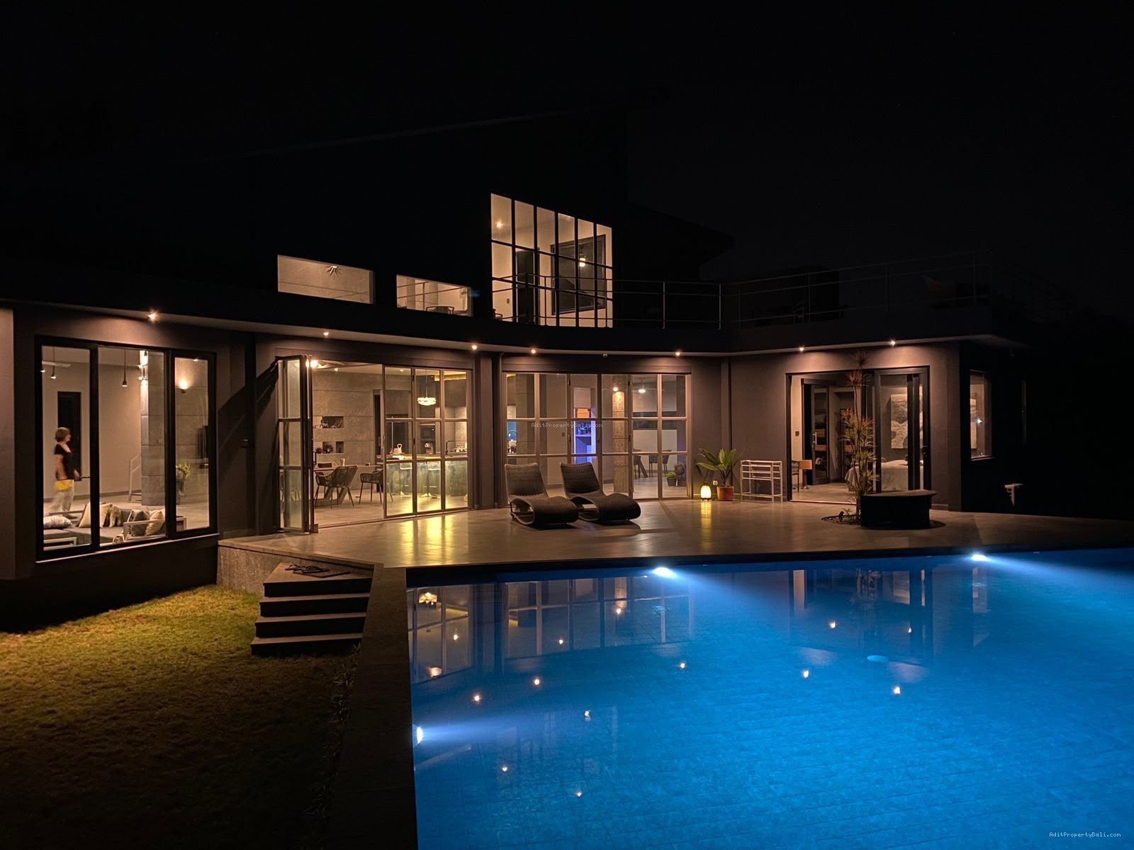 Villa modern mas ubud gianyar