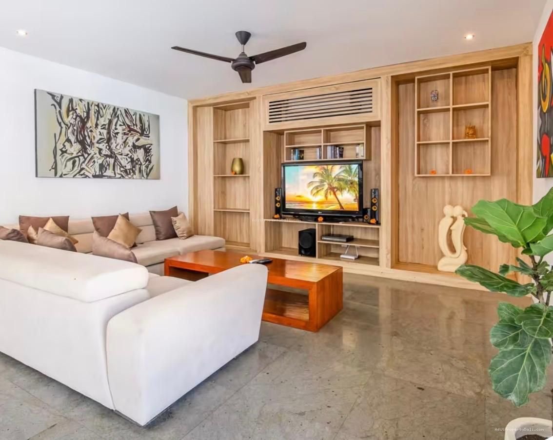 Villa modern kunti seminyak bali