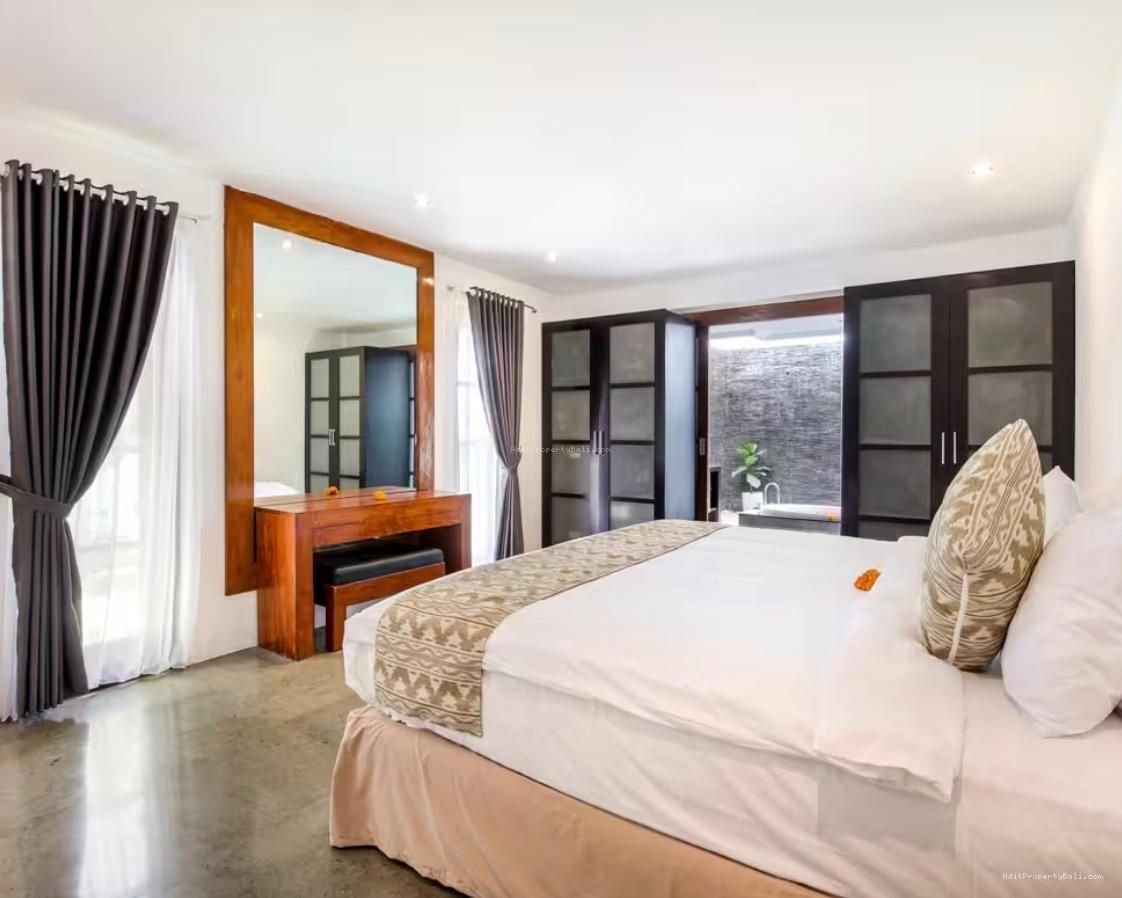 Villa modern kunti seminyak bali