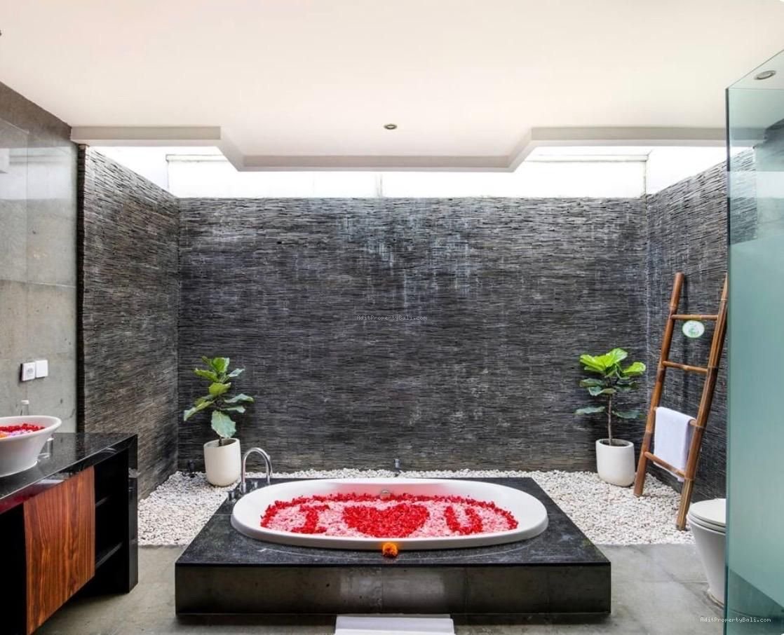 Villa modern kunti seminyak bali