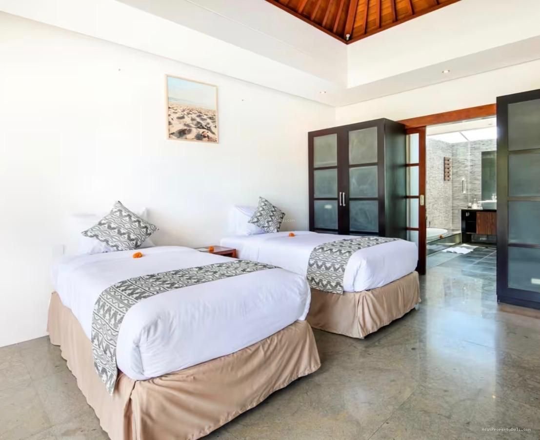 Villa modern kunti seminyak bali