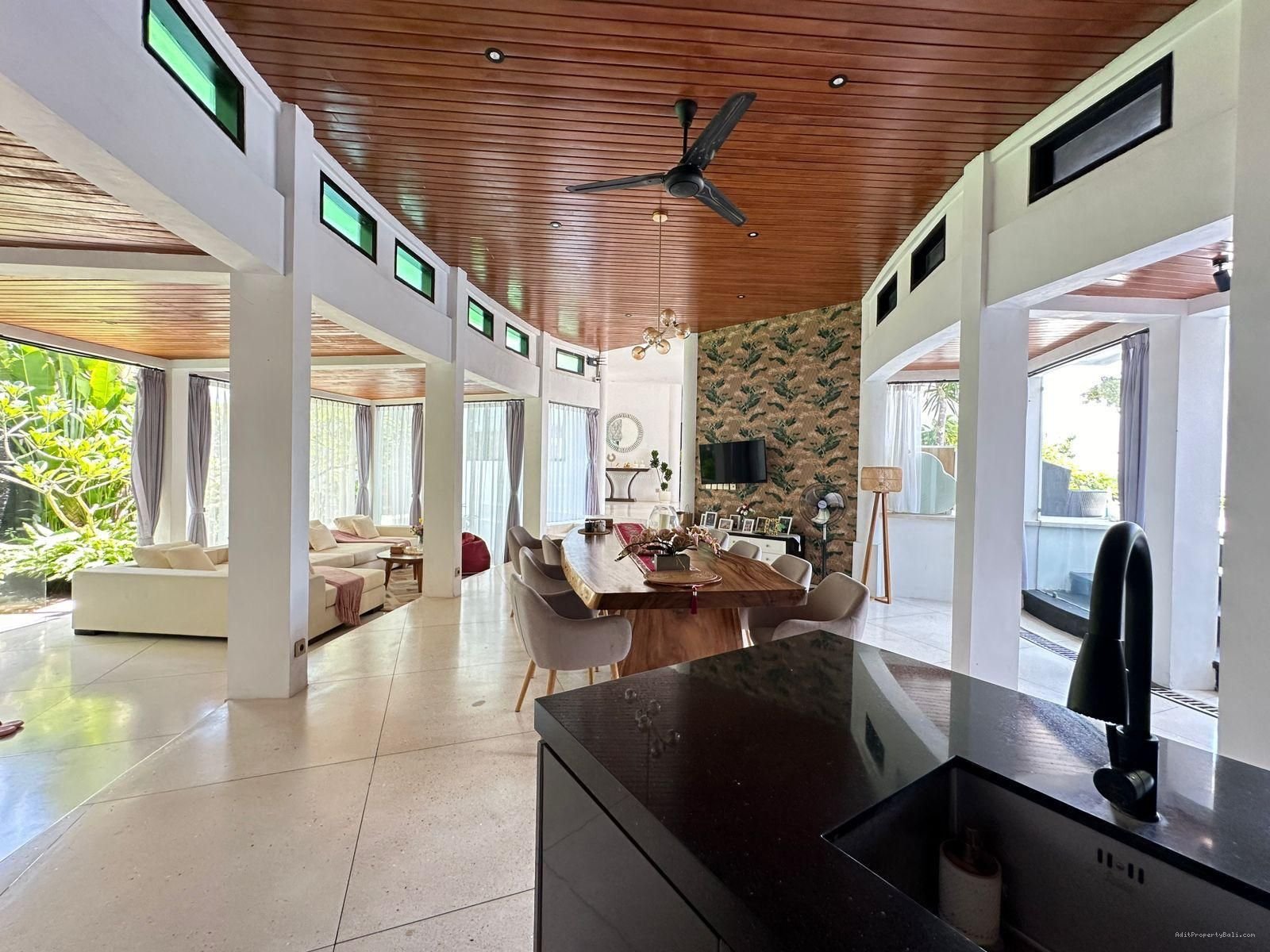 Villa nusa dua kuta selatan