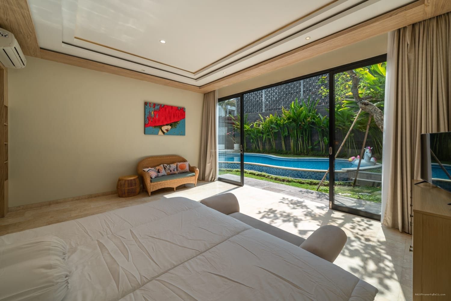 Villa modern semer kerobokan bali